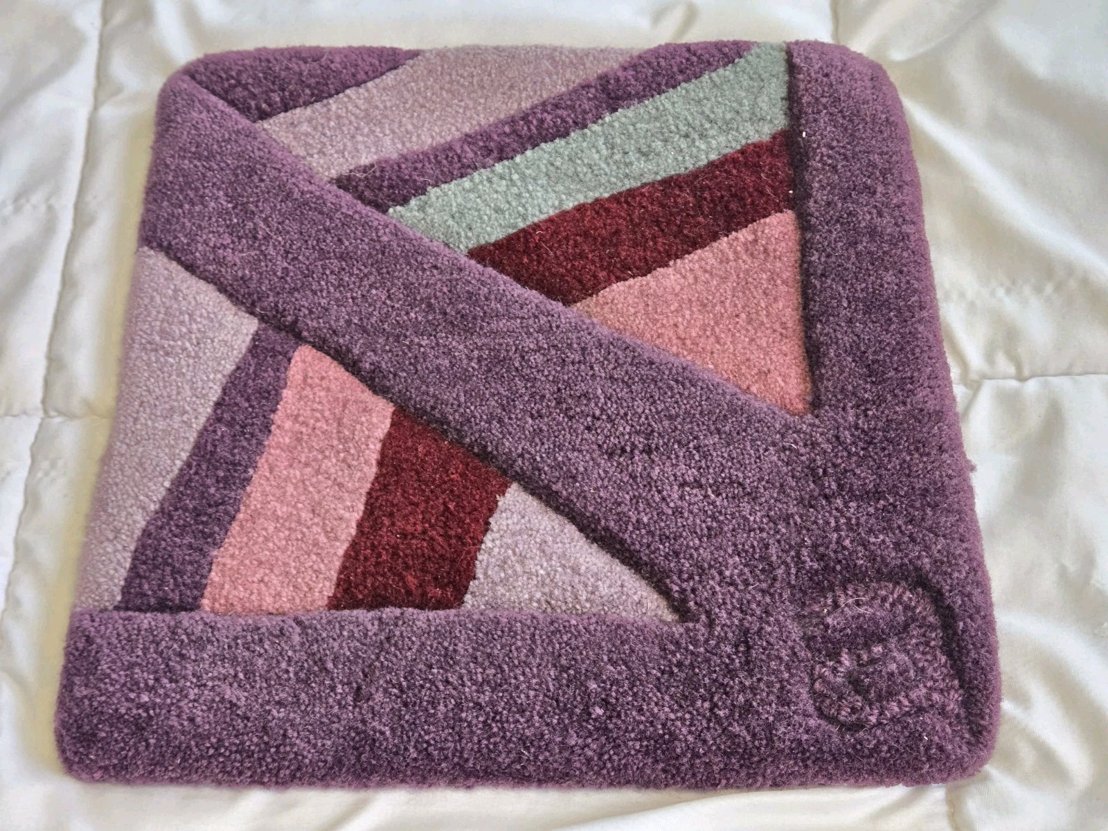 Angela Adams Flossie Plum Sample Square New Zealand Wool Mini Rug Retro Boho