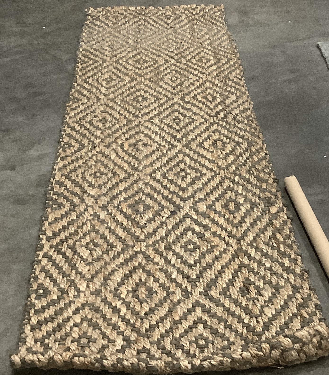 NATURAL GREY 2′-3″ x 8′-0″ Broken Thread Rug, Reduced Price 1172685174 NF181D-28