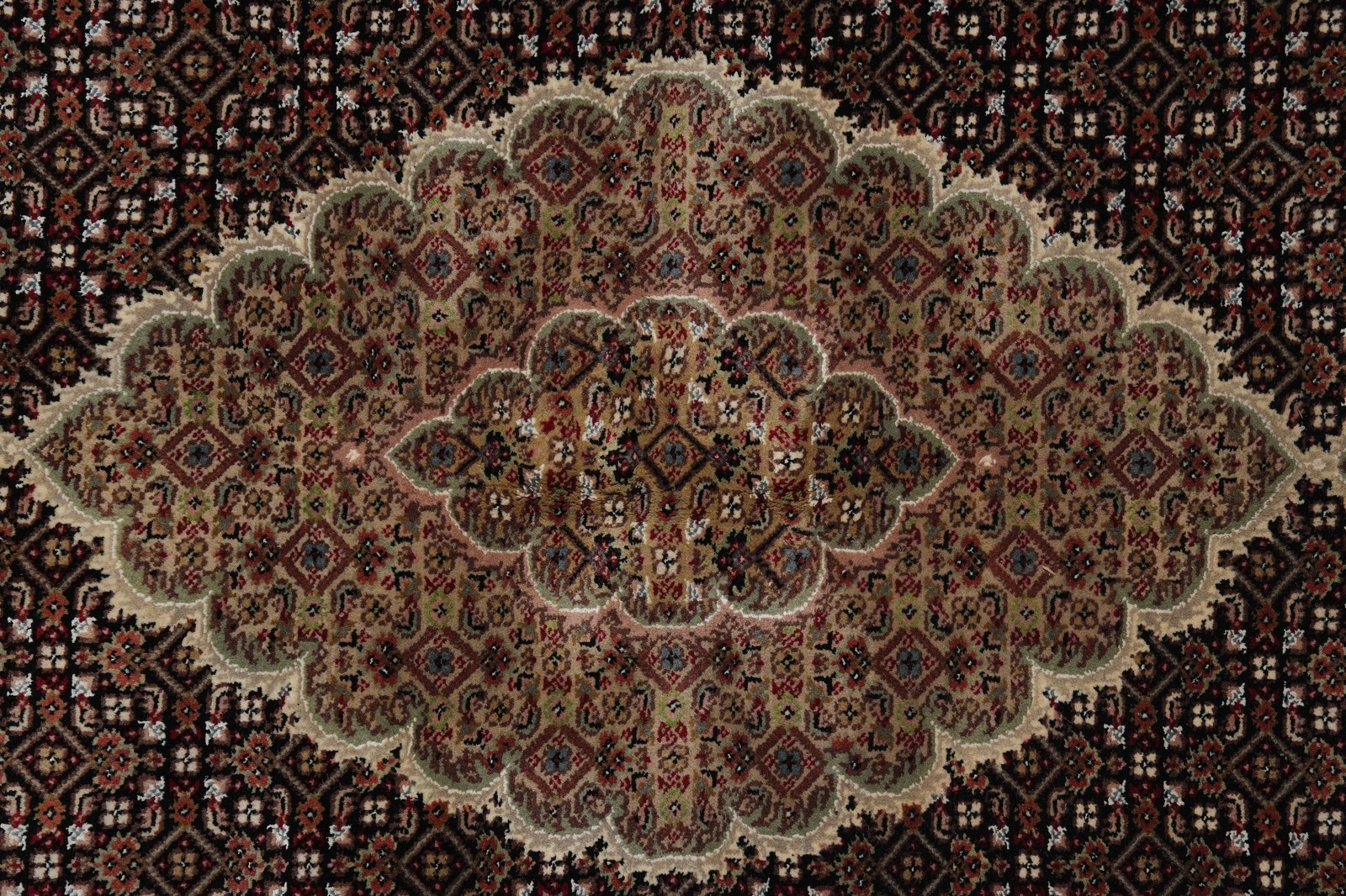 5 x 7 Mahii Tabriiz Traditional Woo Hand-Knotted Rug #F-3084