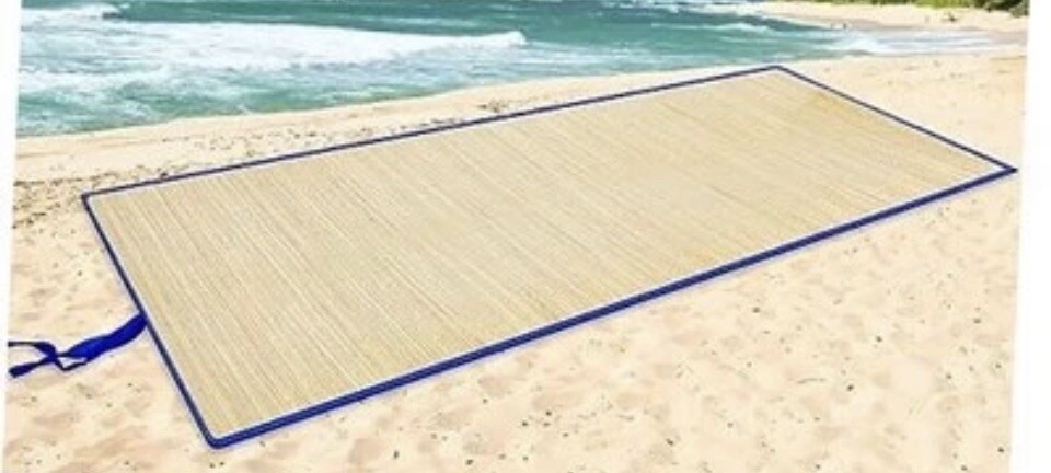 2 Pack Bamboo Beach Mat Waterproof NonSlip 70″ x 28″ Blue Boarder Picnic Camping