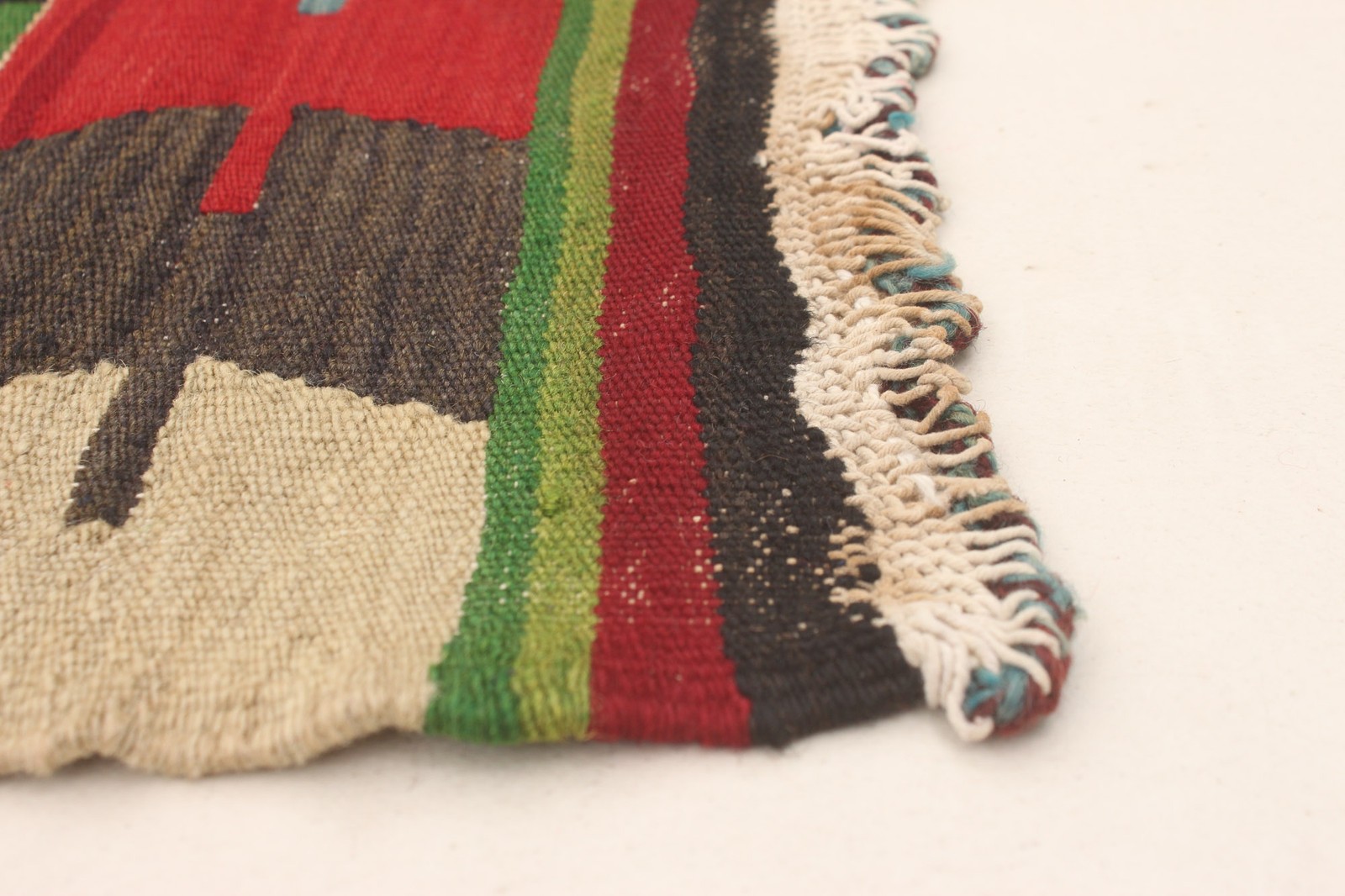 Vintage Hand Woven Area Rug 5’9″ x 9’8″ Traditional Wool Oriental Carpet