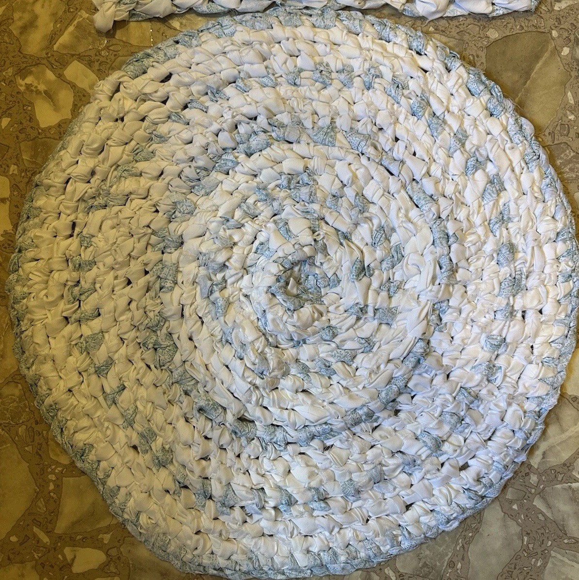 Lot Of 2 Hand Woven Braided Rag White Blue Round & Rectangle Farmhouse Rugs