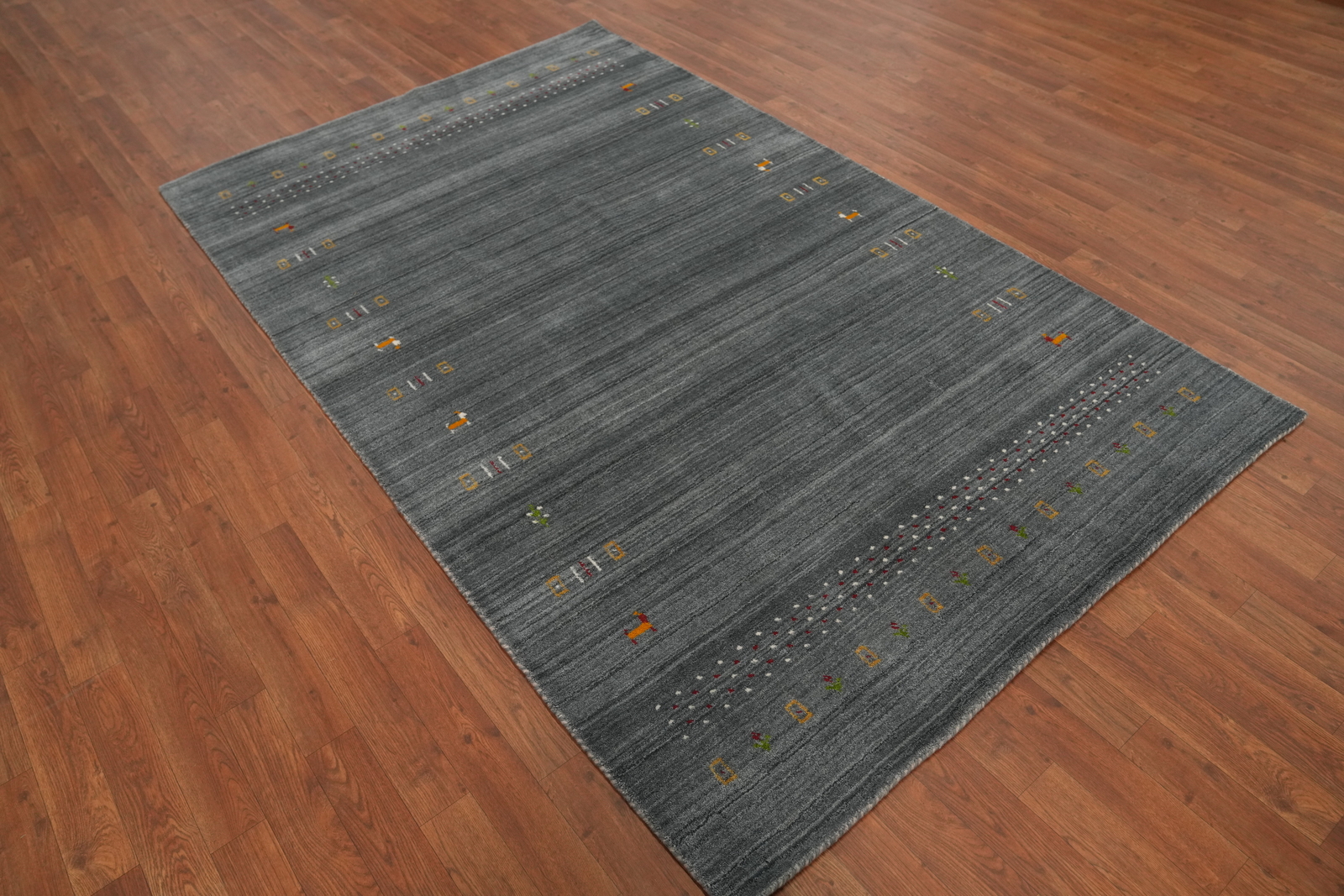 Eye-catching Gabbeh Bedroom Rug Gray Handmade Wool 5×8 ft