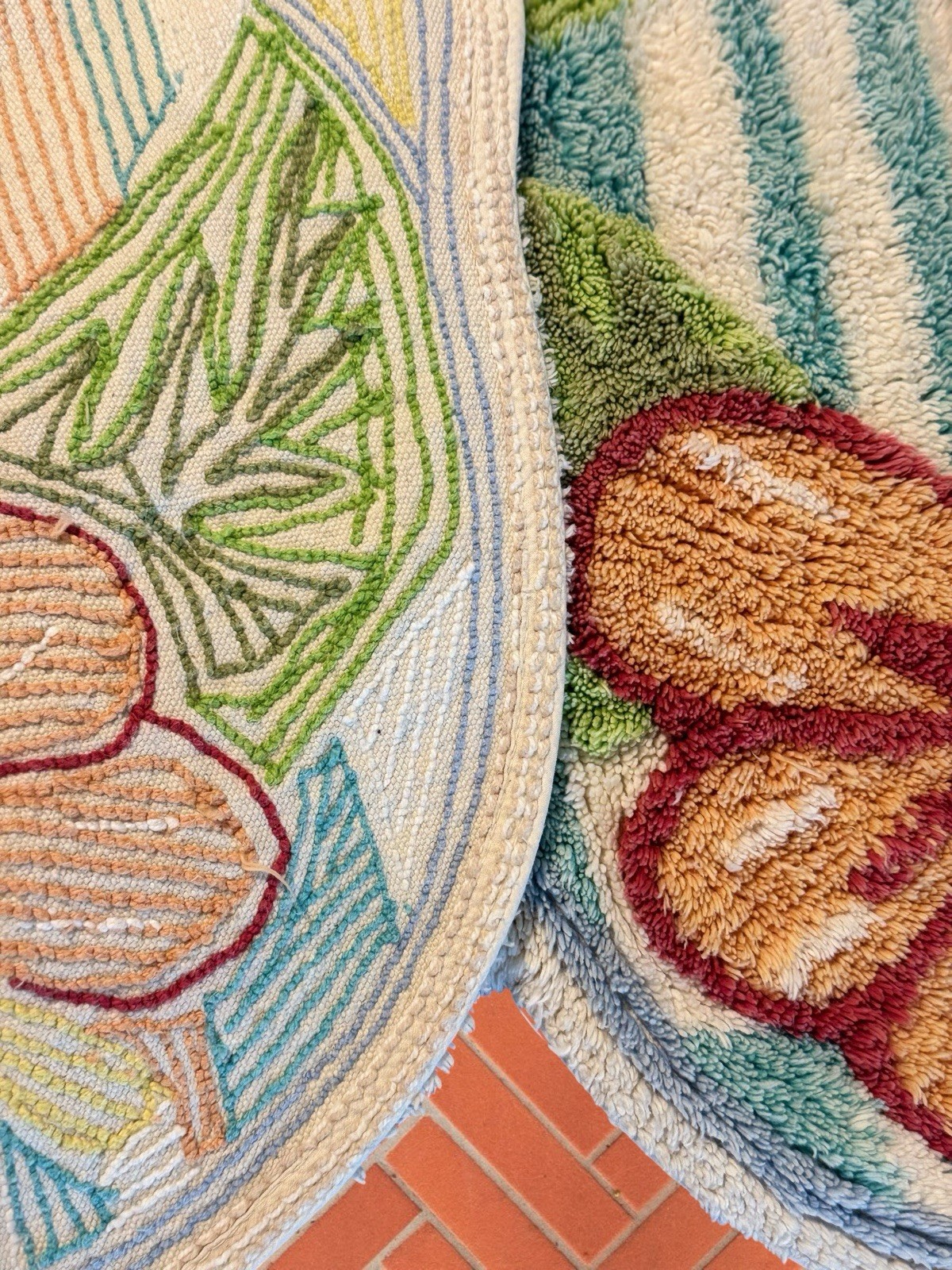 Large Tropical Flip Flop Bath Rug 27″ x 27″ Hibiscus Coastal Condo Beach Decor