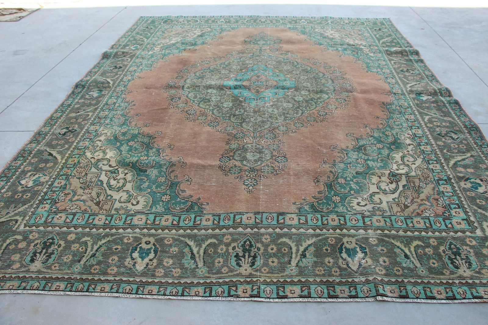 Turkish Vintage Oversize Rug 9,5×12,1 ft, Blue Brown Ombré Wool Rug