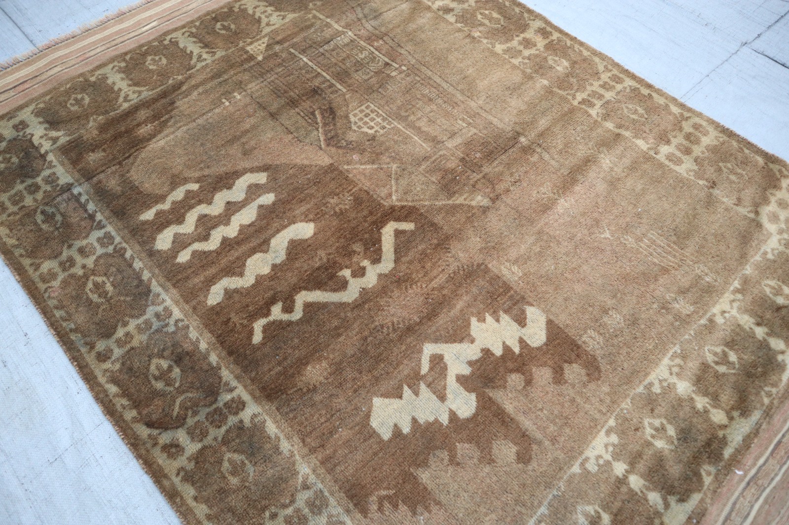 Afghan Medallion Design Rug 4’3×6’7 ft Antique Orange Black Turkmen Tribal Rug