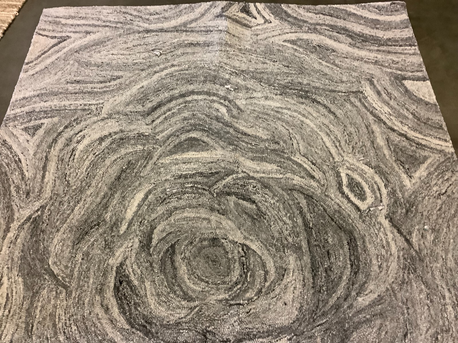 DARK GREY / BLACK 6′ X 9′ Back Stain Rug, Reduced Price 1172664047 ABT148H-6