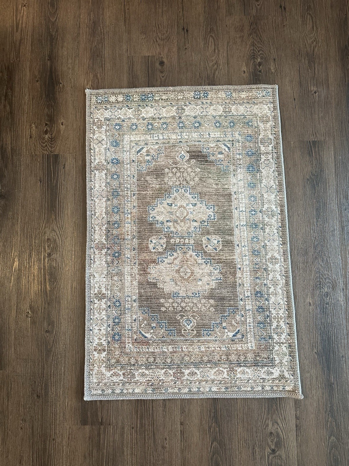 Baltinglass Flat Pile Washable Rug – Classic Medallion – Beige – 2×3
