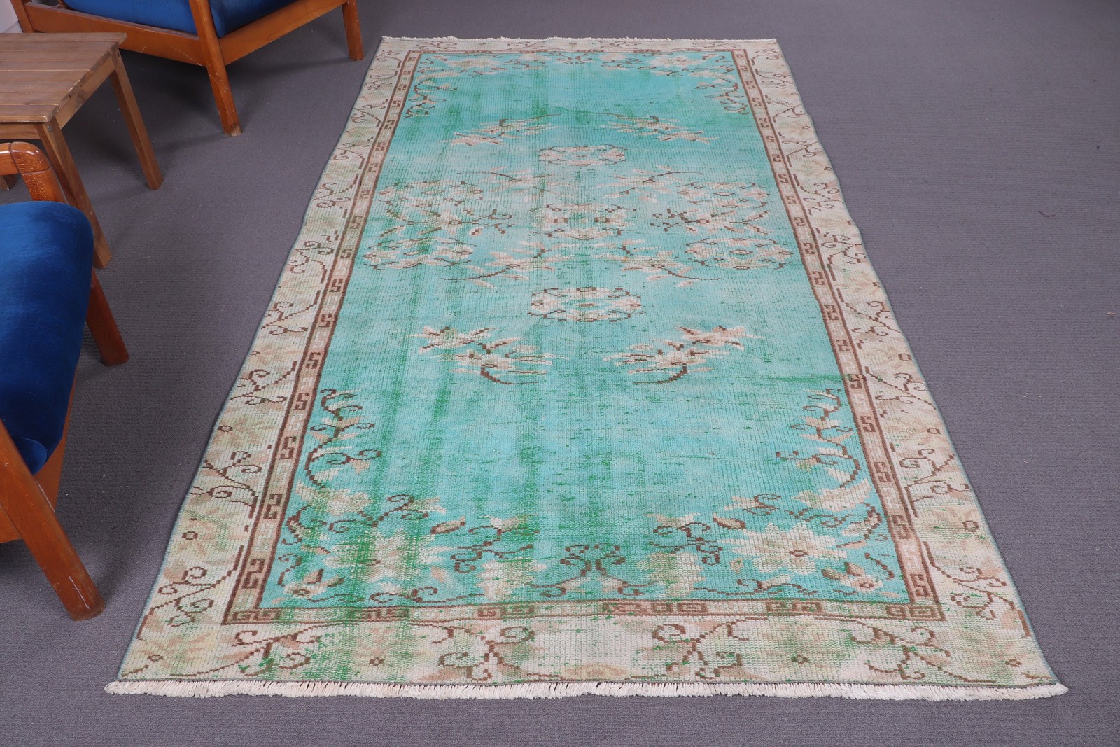 Turkish Area Rug 4,6×8,2 ft (140×250 cm), Vintage Blue Floral Wool Rug