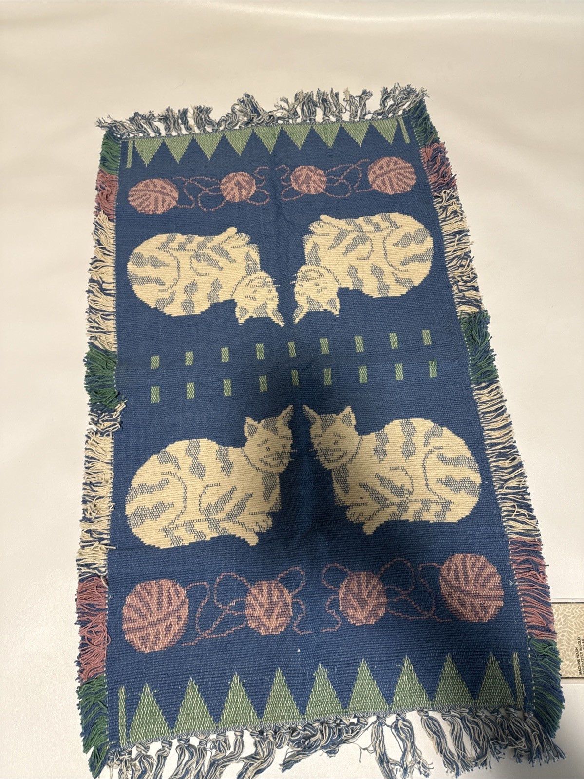 VTG Handwoven Dhurrie Tribal Rug from INDIA 100% Cotton. Cats 22” X 38”