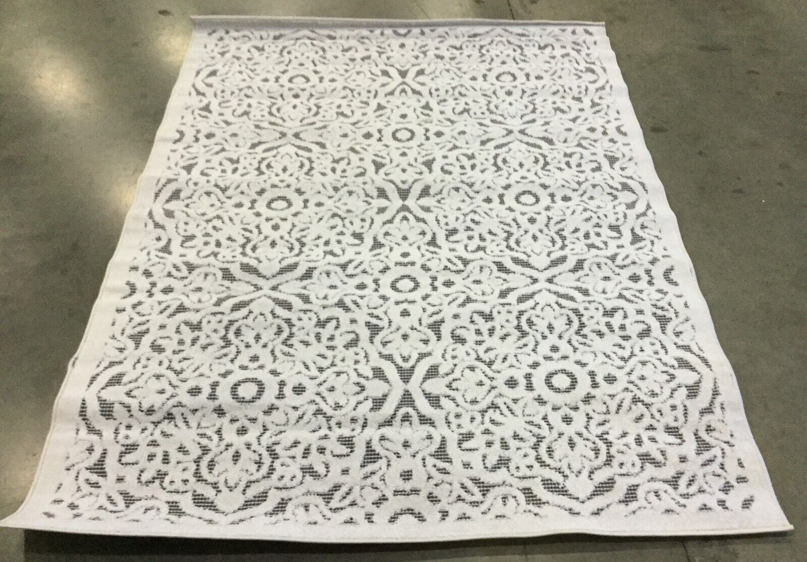 IVORY / GREY 4′-5″ x 6′-5″ Stained Rug, Reduce price 1172656400 CBN662A-4