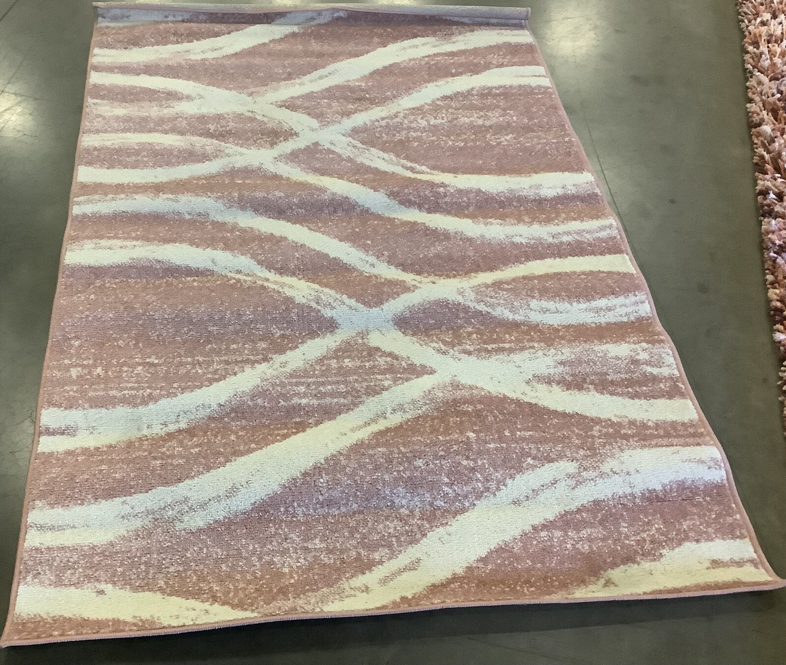 PINK / IVORY 4′-0″ x 6′-0″ Flaw in Rug, Reduced Price 1172670658 ADR142U-4
