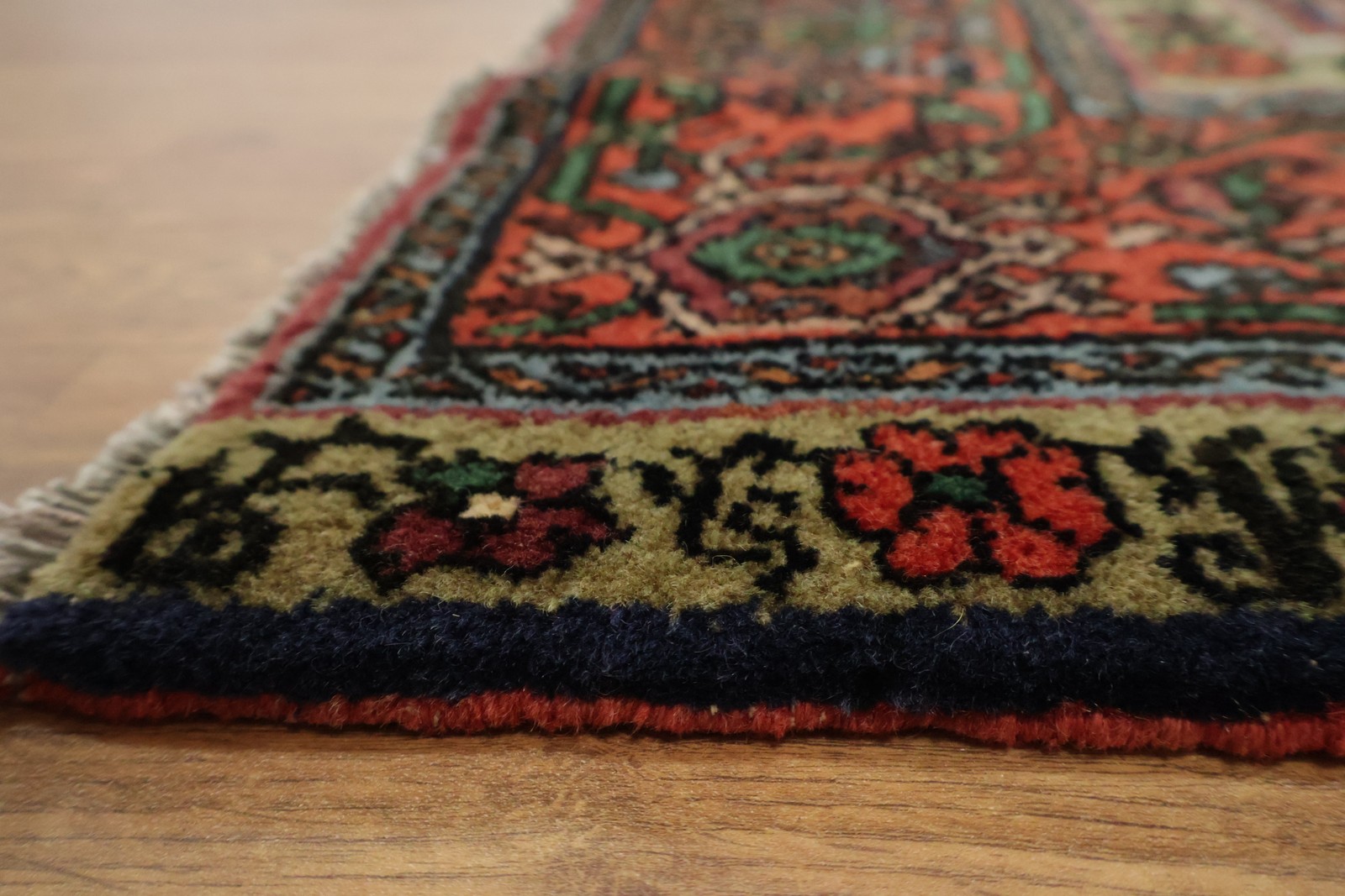 Vintage Geometric Area Rug 7×11 Medallion Design Hand-Knotted Wool Traditional
