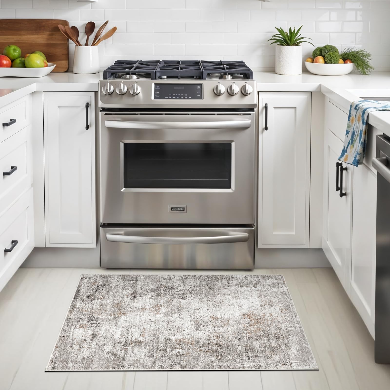 2×3 Washable Non-Slip Area Rug – Soft Low Pile Throw Rug for Kitchen Entryway…
