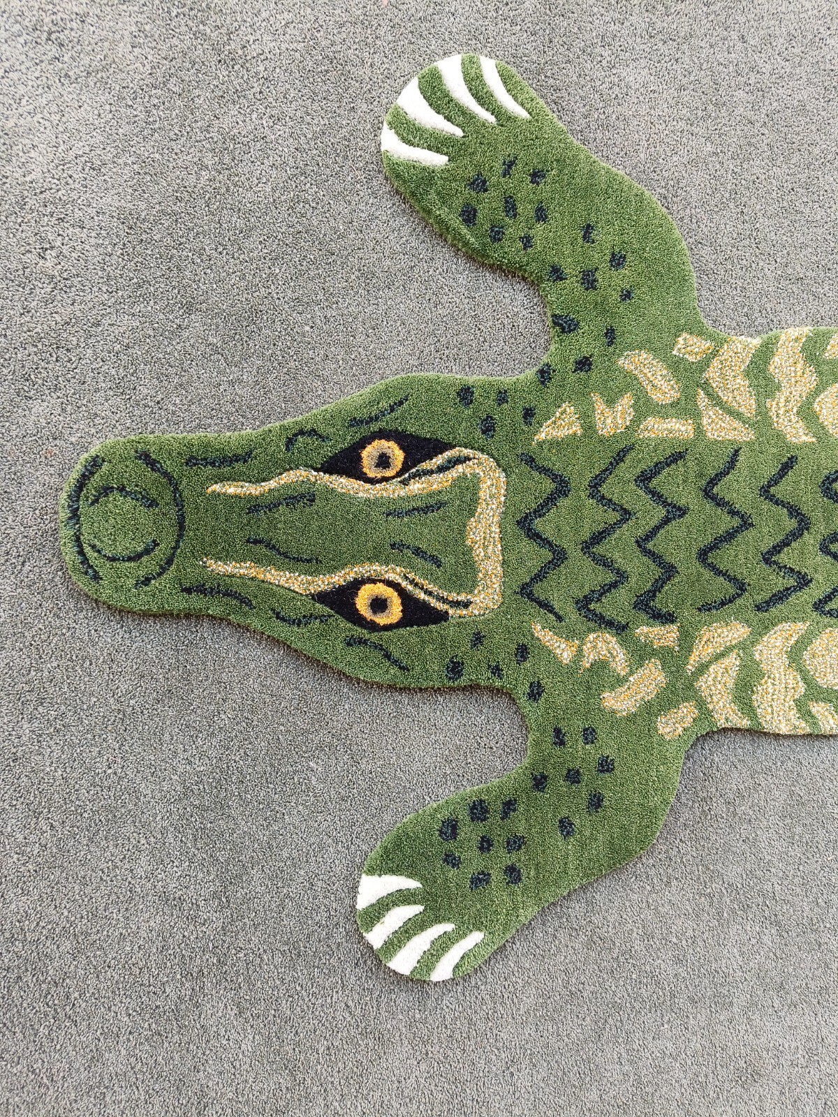 Crocodile Rugs 2×4 Feet Handmade 100% Woolen Hand Tufted For Home Decoration