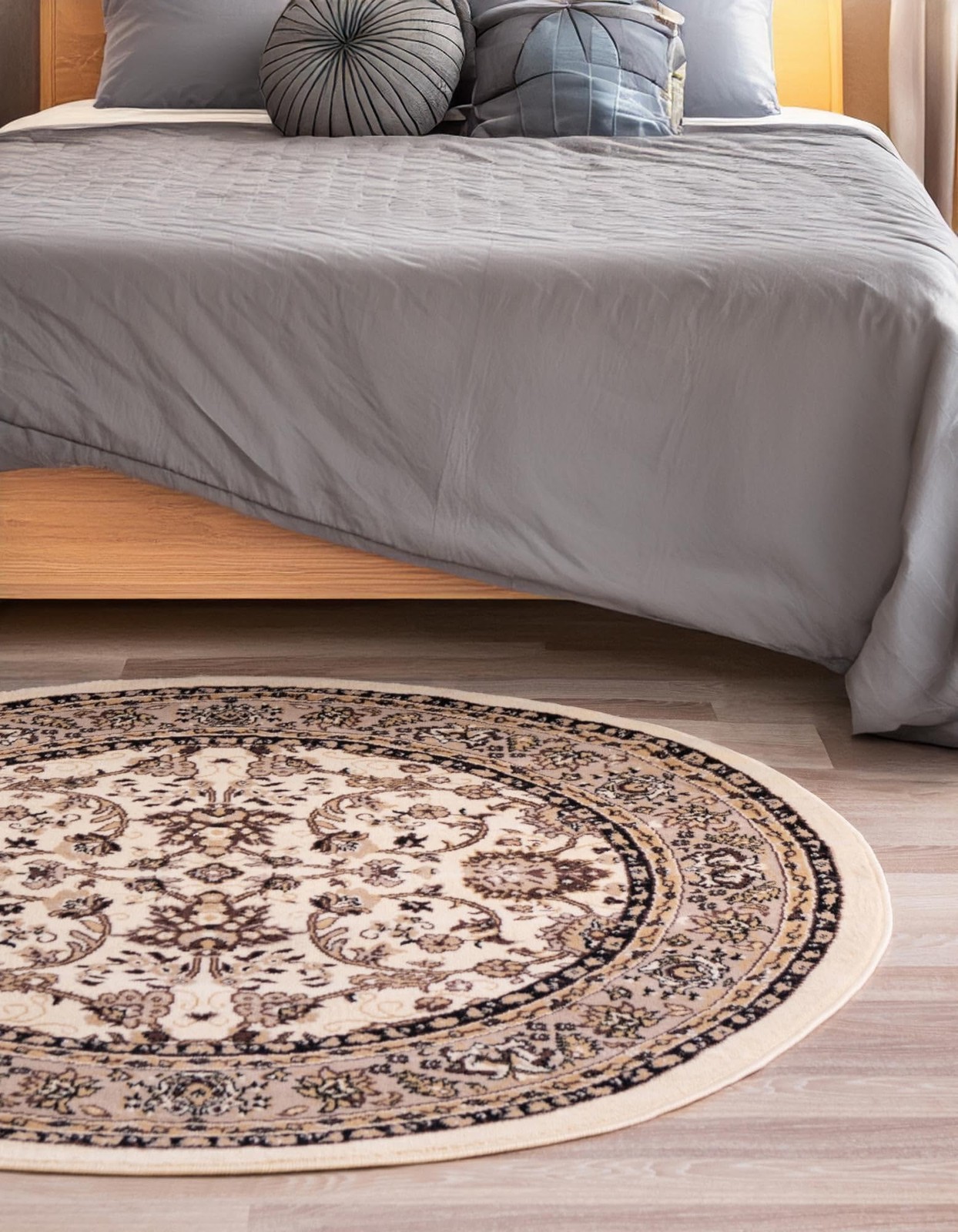 Sialk Hill Collection Area Rug Washington (3 3 Round Ivory/Black)