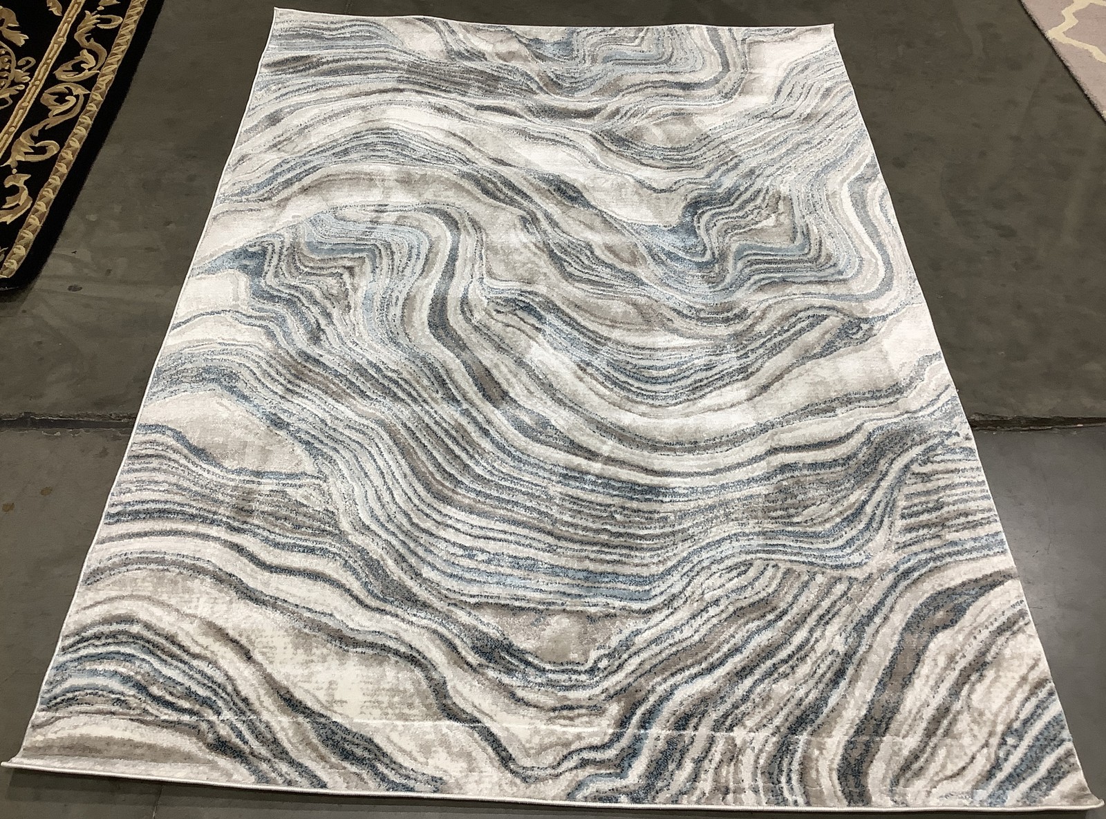 BEIGE / BLUE 5′-3″ x 7′-6″ Back Stain Rug, Reduced Price 1172684258 MDW564M-5