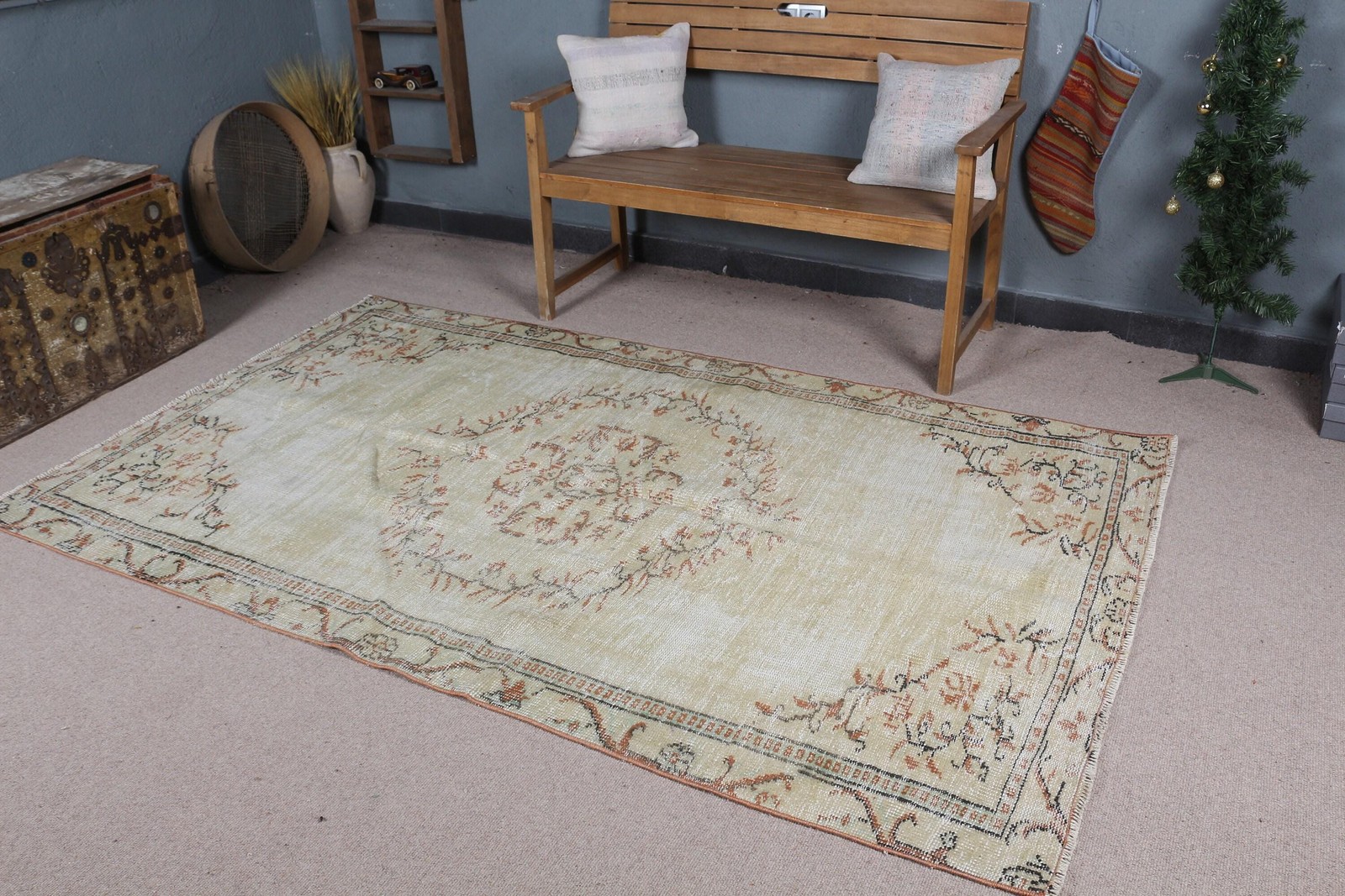 Turkish 4,6×7,8 ft Rug, Vintage Rug, White Bordered Wool Rug