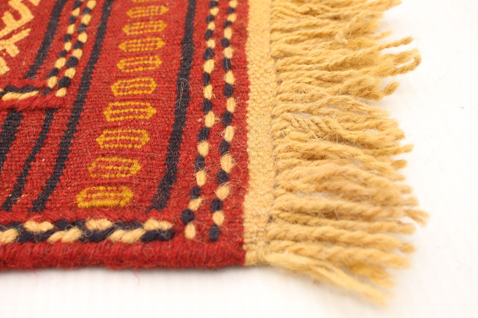 Vintage Hand Woven Area Rug 2’5″ x 6’7″ Traditional Wool Oriental Carpet
