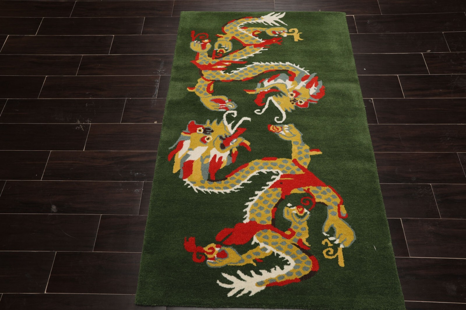 Multi Size Hand Tufted Green Dragon & Phoenix Decorative Wool Rug