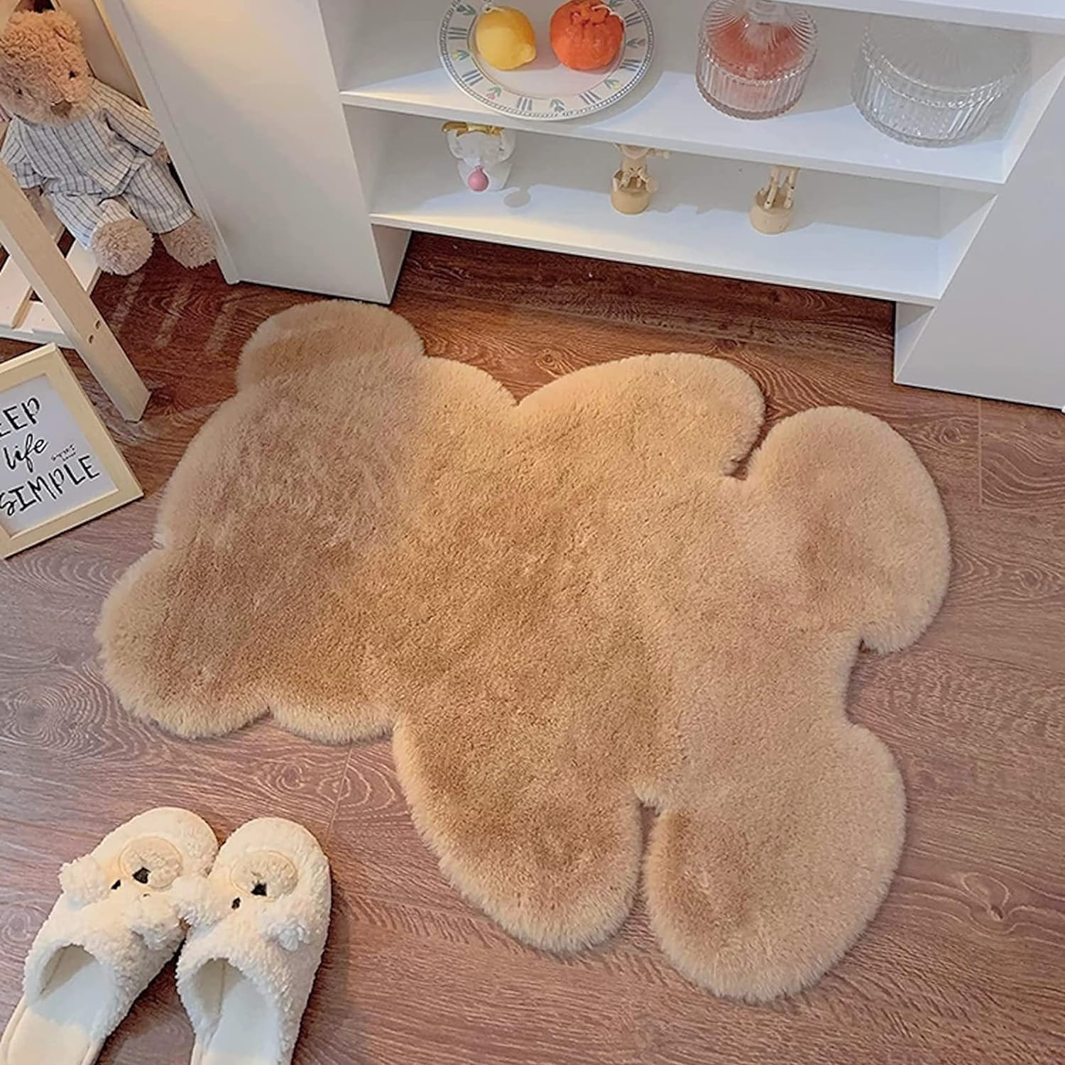 3X3.9Ft Small Bear Shaggy Rug, Soft Fluffy Faux Sheepskin Fur Rug Fuzzy Shag Are