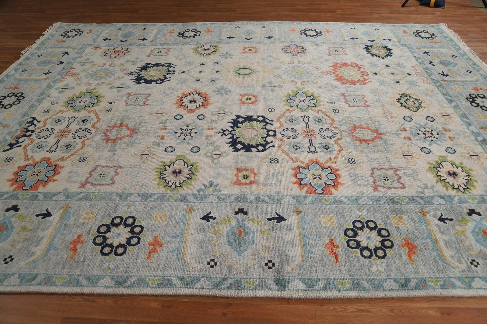Elegant Handwoven Oushak Indian Rug Living Room Carpet 9×12 ft