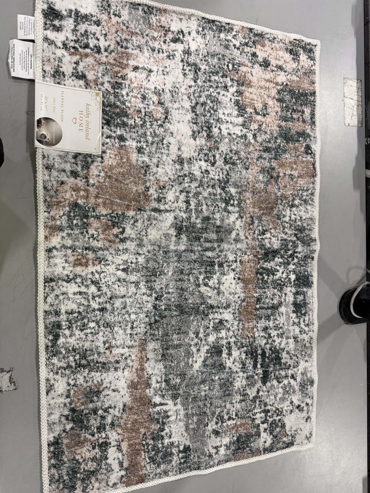 KARTHY IRELAND HOME FLANNEL WASHABLE RUG WITH LATEX BACK 20X32