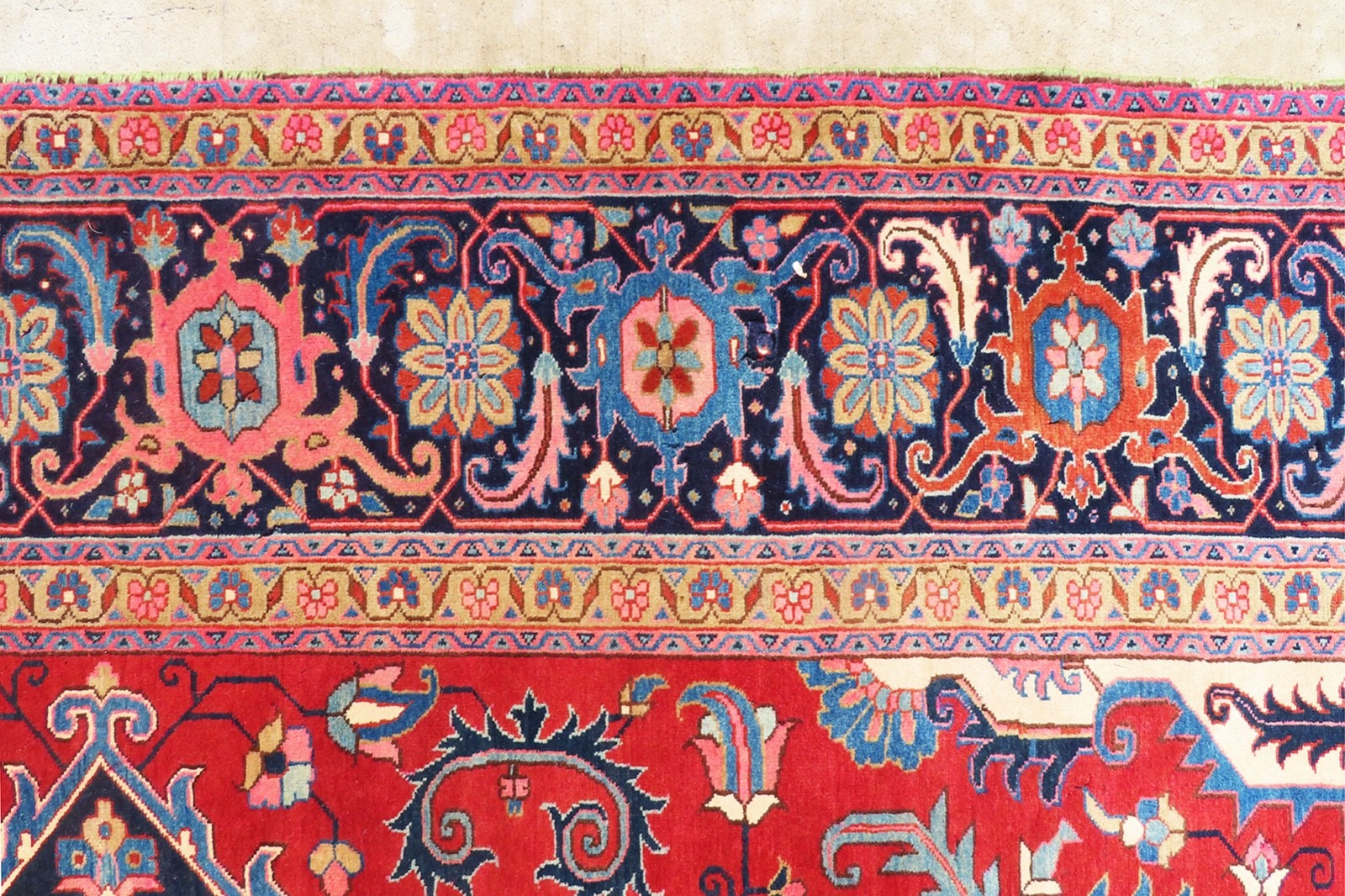 BOLD, DECORATIVE, PALACE SIZE, GEOMETRIC, 1950 LARGE 11X17 HERIZ/SERAPI RUG.