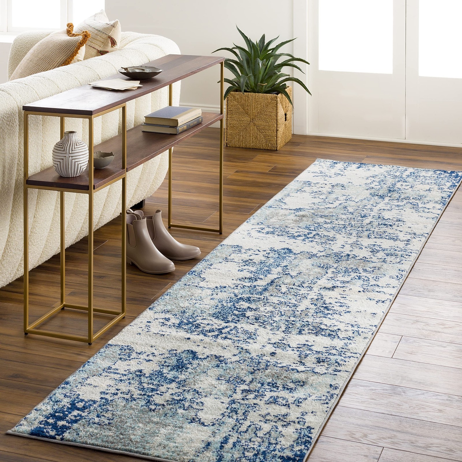 Livabliss Arti Modern Abstract Runner Area Rug,2’7″ x 7’3″,Dark Blue/Aqua