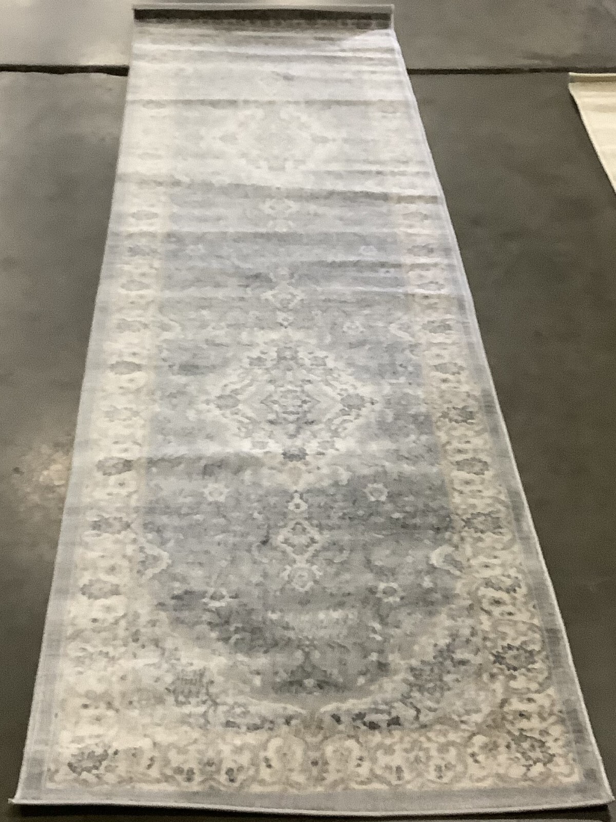 GREY / CREAM 2′-2″ x 8′-0″ Flaw in Rug, Reduced Price 1172668411 ISA919F-28