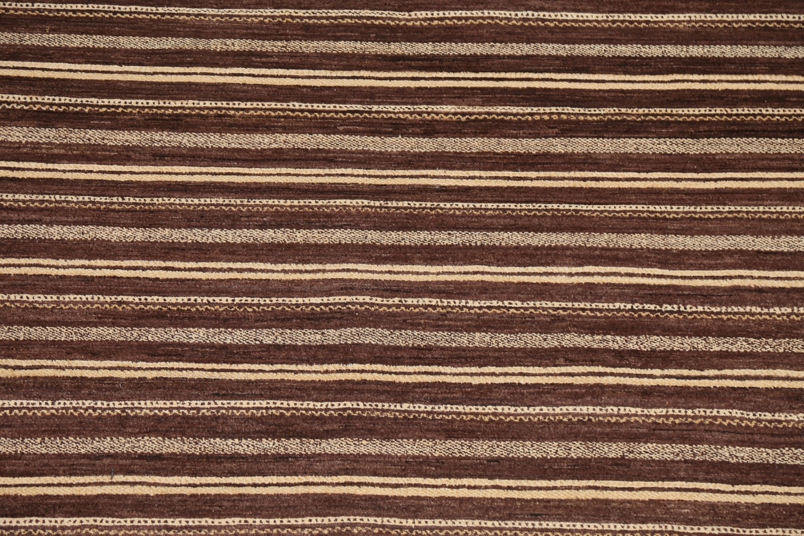 Handmade Gabbeh Kashkoli Wool Modern Area Rug – Exceptional Comfort” 6×9 ft