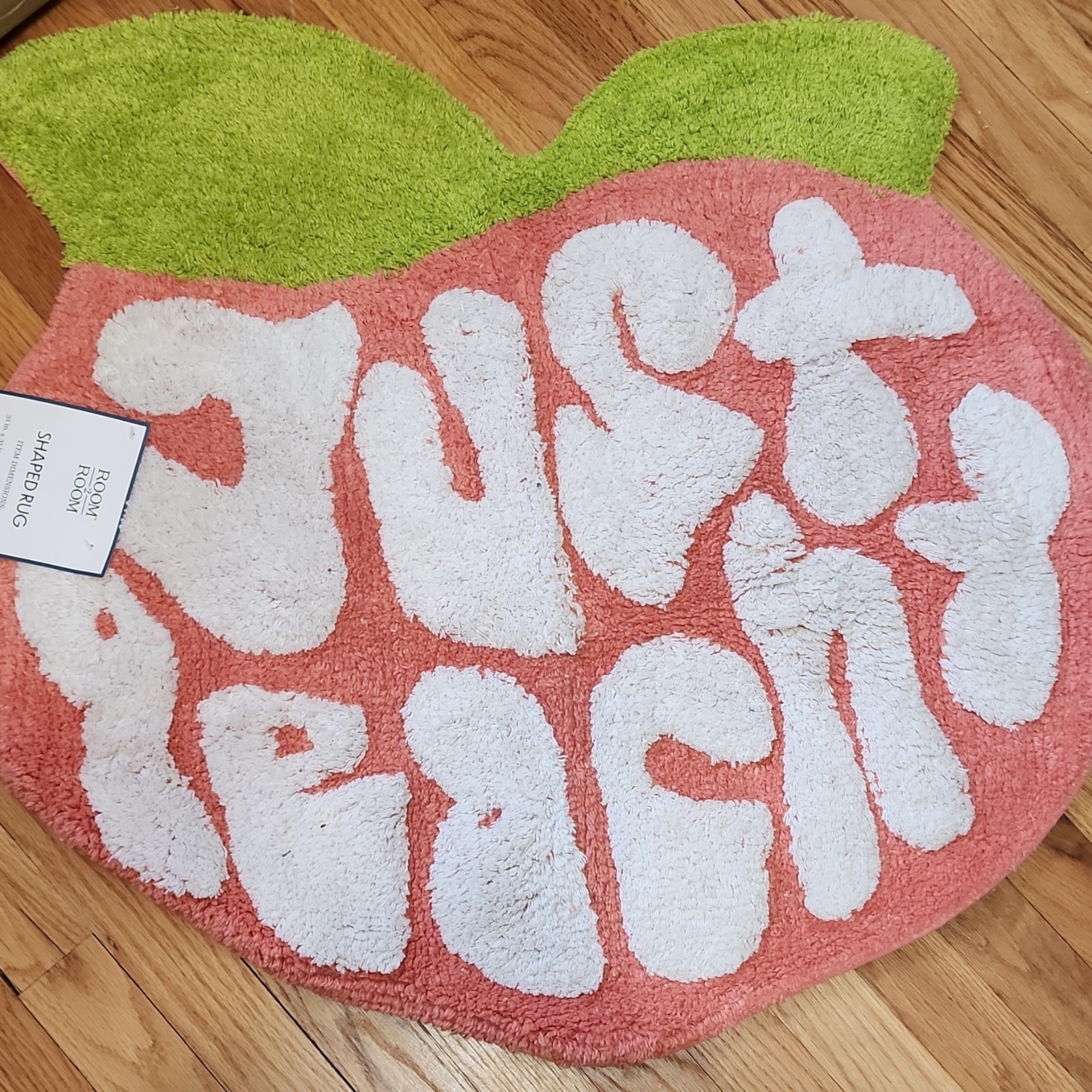 Room 2 Room Peach Shaped Area Rug 31 x 31 in Pink White Green Modern Novelty