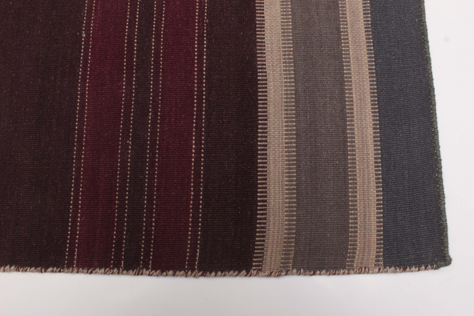 Vintage Hand Woven Area Rug 4’10” x 7’11” Traditional Wool Oriental Carpet