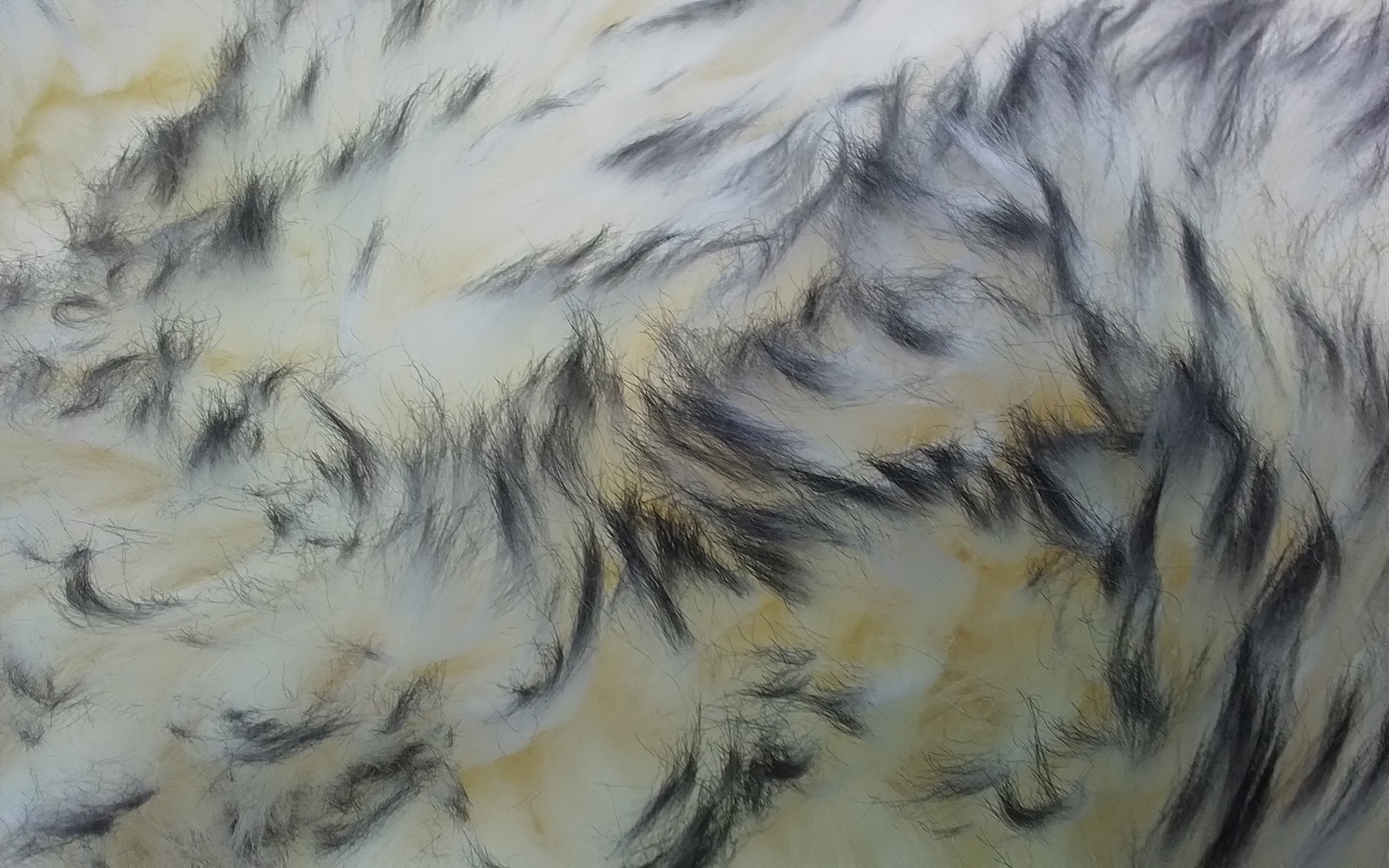 IVORY / SMKGREY 2′-0″ x 8′-5″ Back Stain Rug Reduced Price 3172810767 SHS121E-29