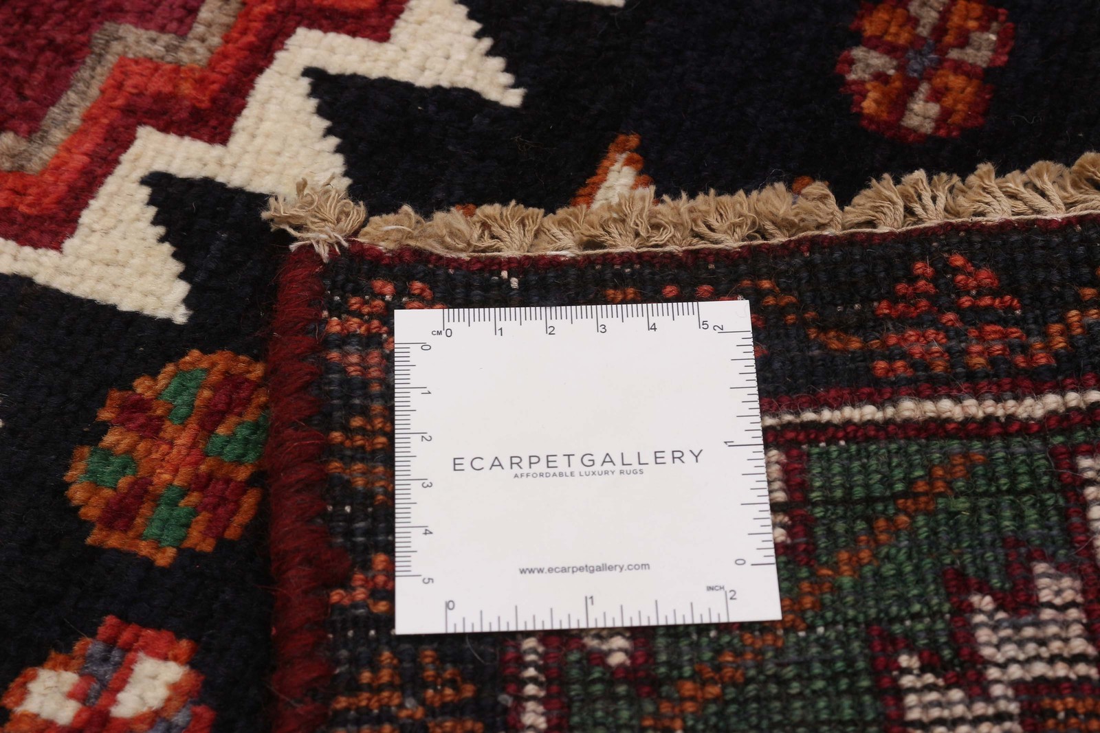 Vintage 4’10” x 7’6″ Traditional Hand Knotted Vegetable Dye Wool Area Rug