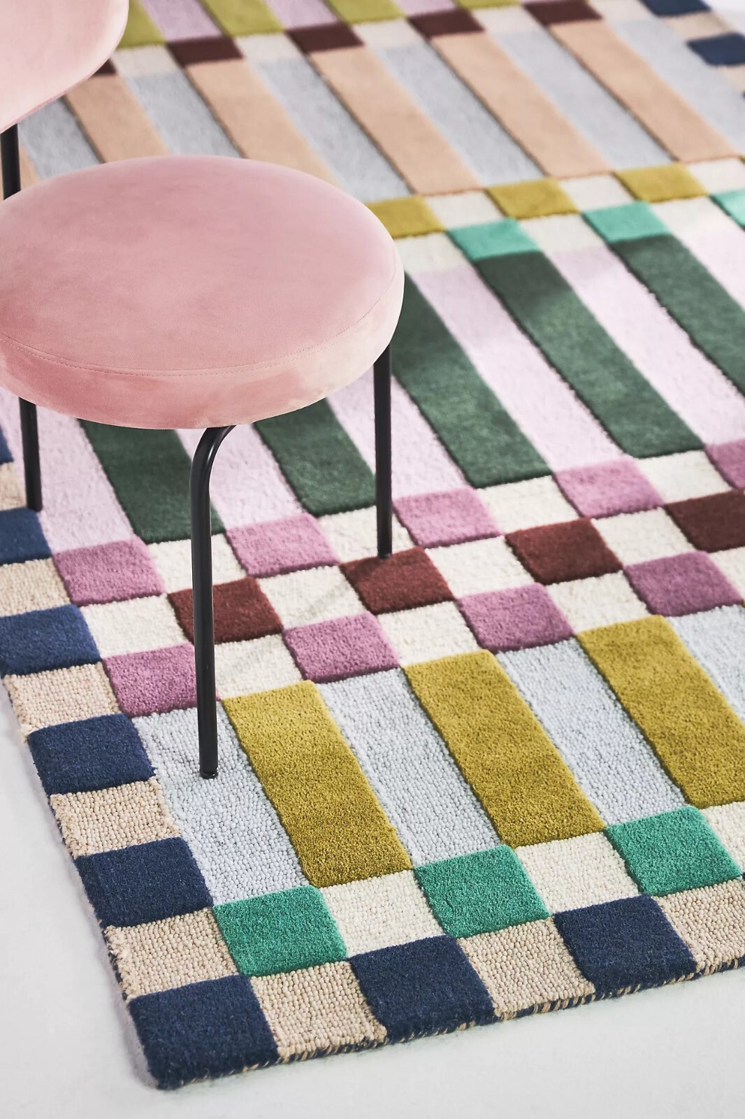 Hoxton Hand-Tufted Wool Rug Modern Geometric Design Checkered Pattern