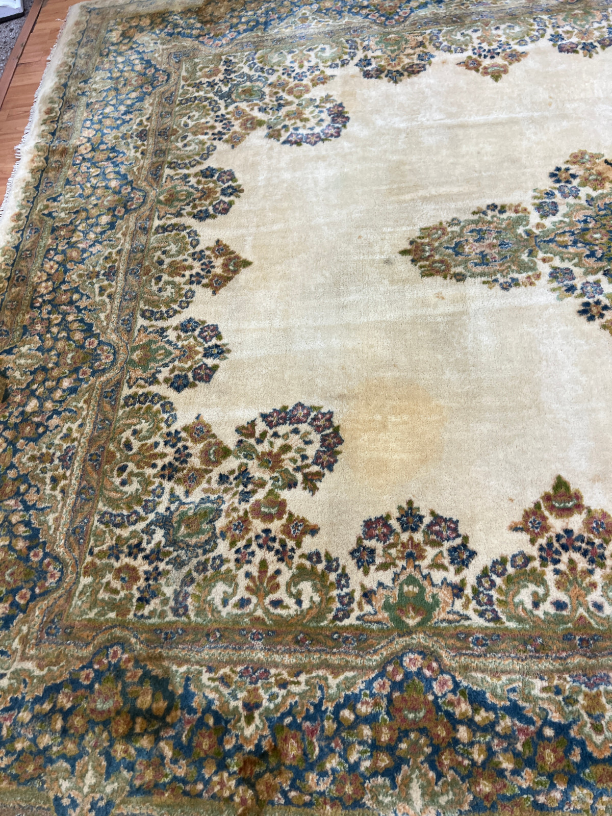 8’9″ x 12′ Indian Kirman Design Oriental Rug – 1950s – Hand Made – 100% Wool