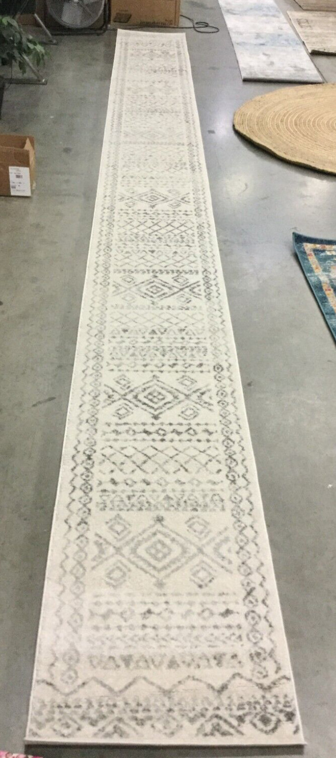 IVORY / GREY 2′-0″ x 21′-0″ Stained Rug, Reduce price 1172652554 TUL268A-221
