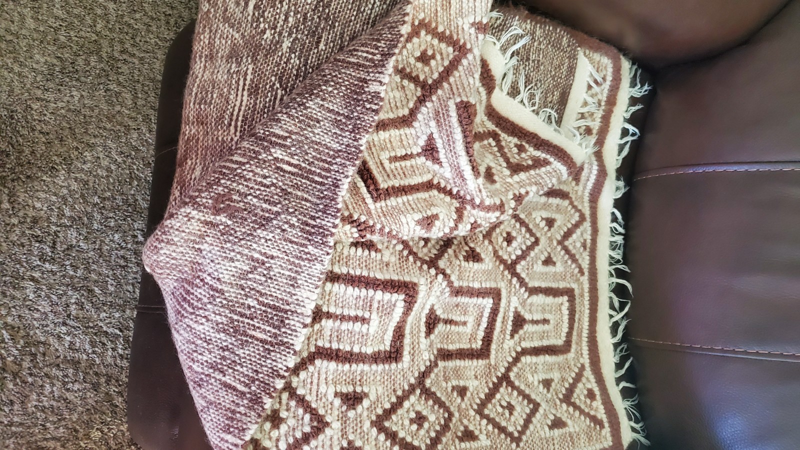 VTG? Wool Hand Made Rug/Runner 50×21″ Brown/ Clean / Super Soft / Ethnic