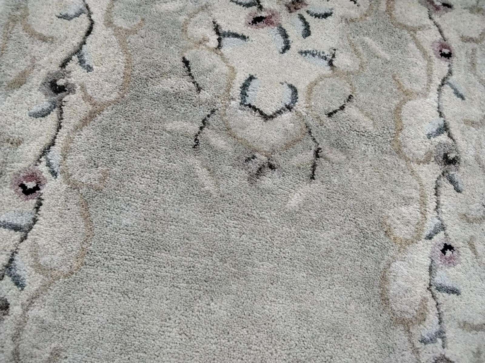 LIGHT GREEN / BEIGE 2′-3″ X 12′ Damaged Rug Reduced Price 1172750091 BRG166B-212