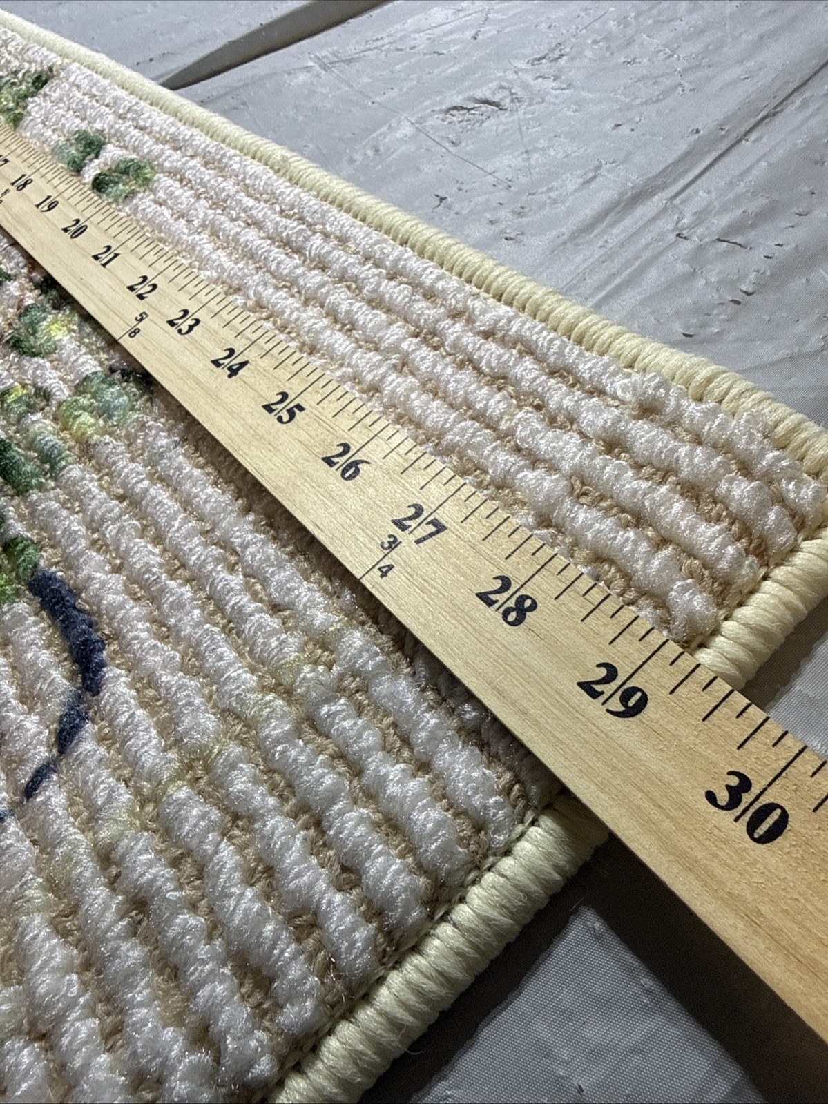True Living Home Eucalyptus Wreath Accent Kitchen Rug Beige Tan Farmhouse