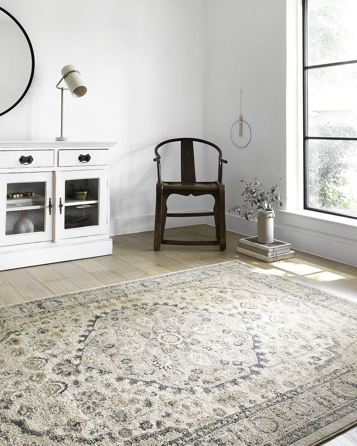 Loloi II Teagan Collection TEA-01 Natural/Lt. Grey 6′-7″ X 9′-2″, .25″ Thick, Ar