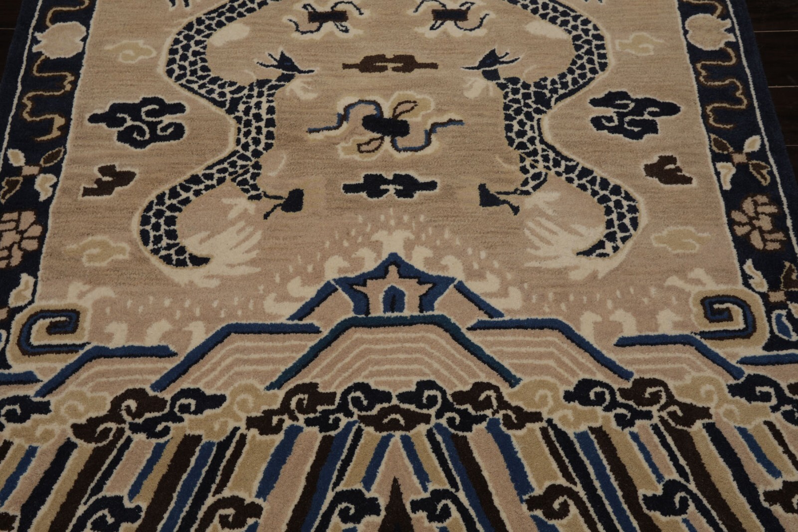 Multi Size Hand Tufted Muddy Gold Tiger Print Decorative Art Deco Wool Area Rug
