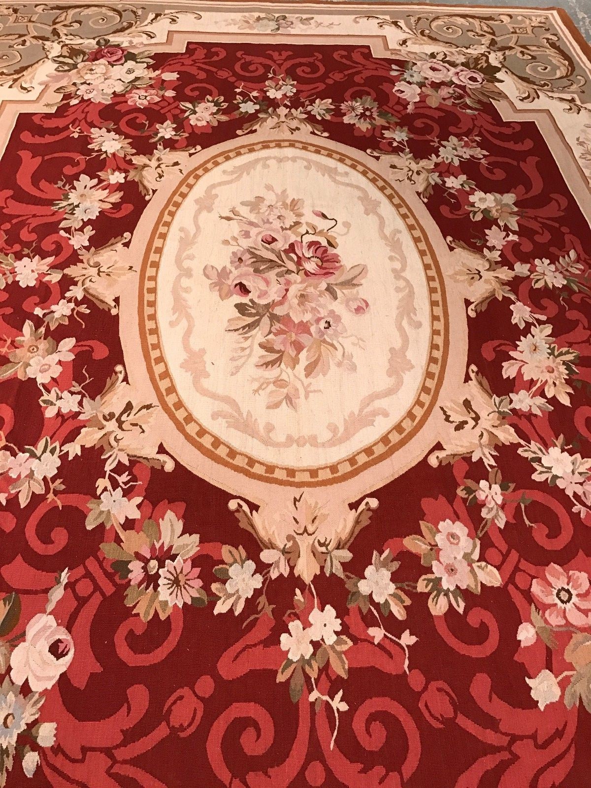 Area Rug Fine Aubusson Weave Flat pile Stunning design & Colors 8.6 x 11.6 .