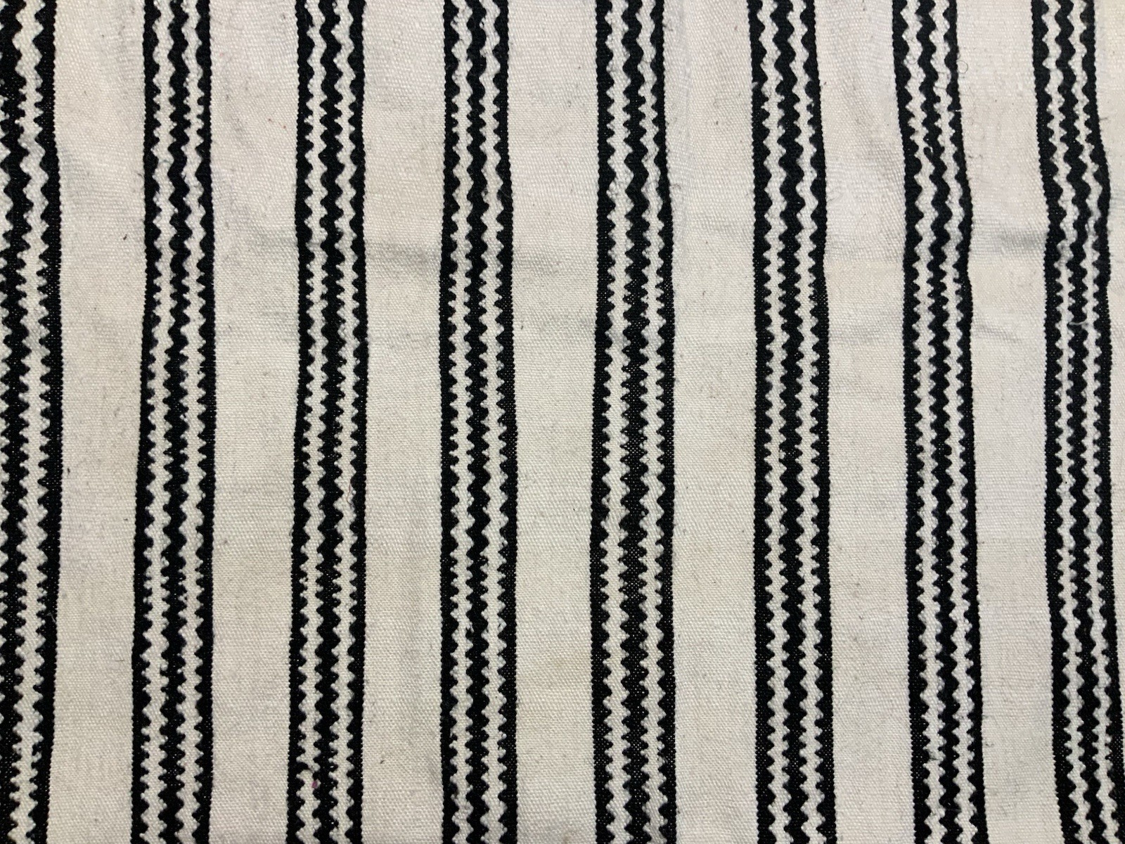 Handmade Berber Rug – Vintage Algerian Wool Carpet – Black & White Striped