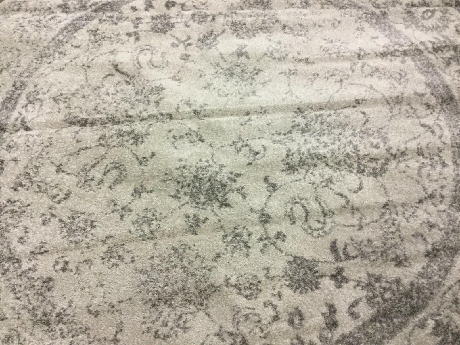 IVORY / SILVER 8′ X 8′ Round Flaw in Rug, Reduced Price 1172631520 ADR109C-8R