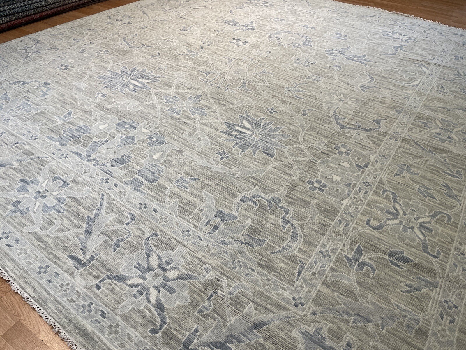 Outstanding Oushak – Transitional Neutral Rug – Floral Carpet – 11.6 x 14 ft.