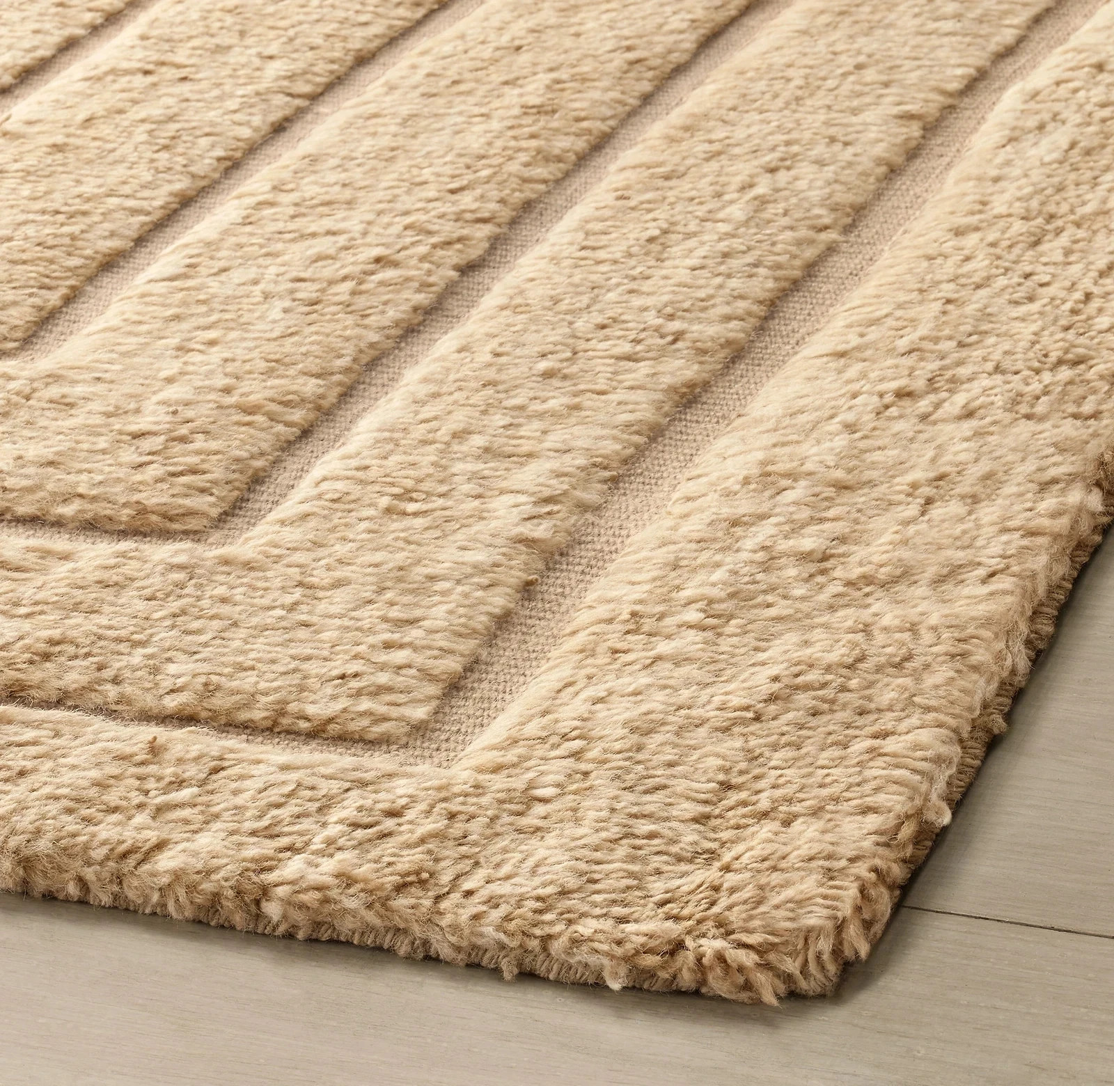 New Design Moroccan Berber Wool Rug Color Camel Luxury Handmade Carpet Rug