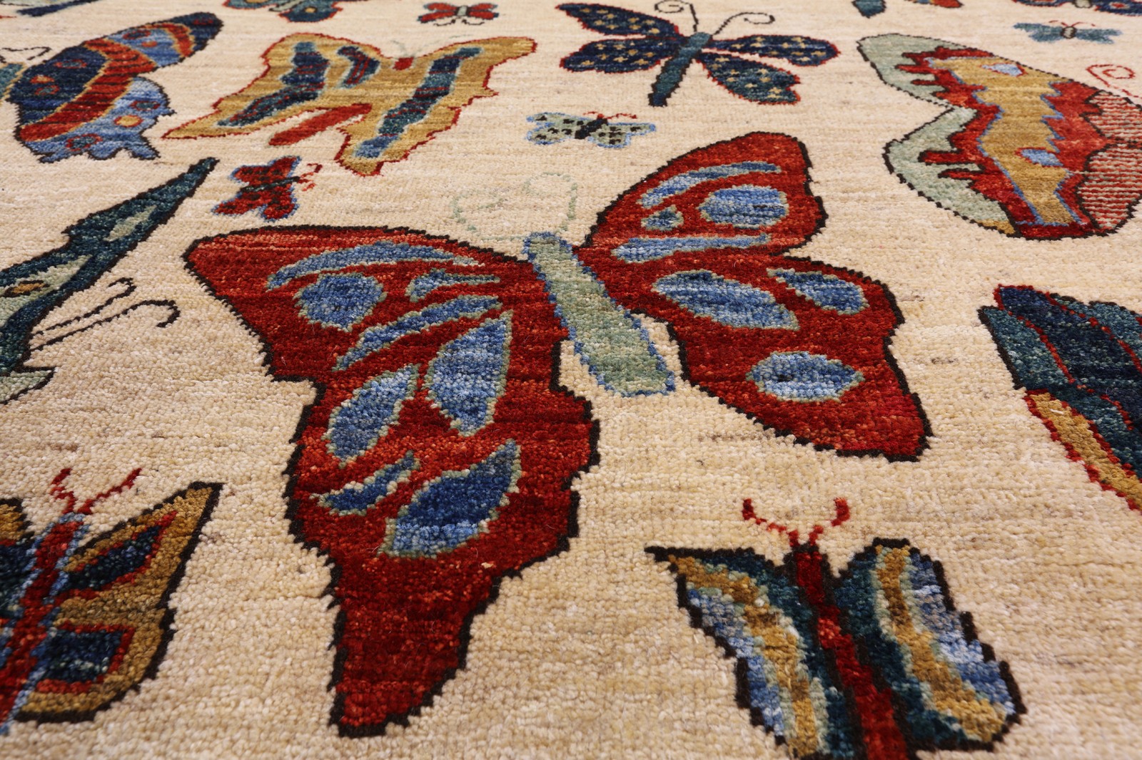 Butterflies Gabbeh Hand-Knotted Rug 5′ 7″ X 8′ 5″ – Q5161