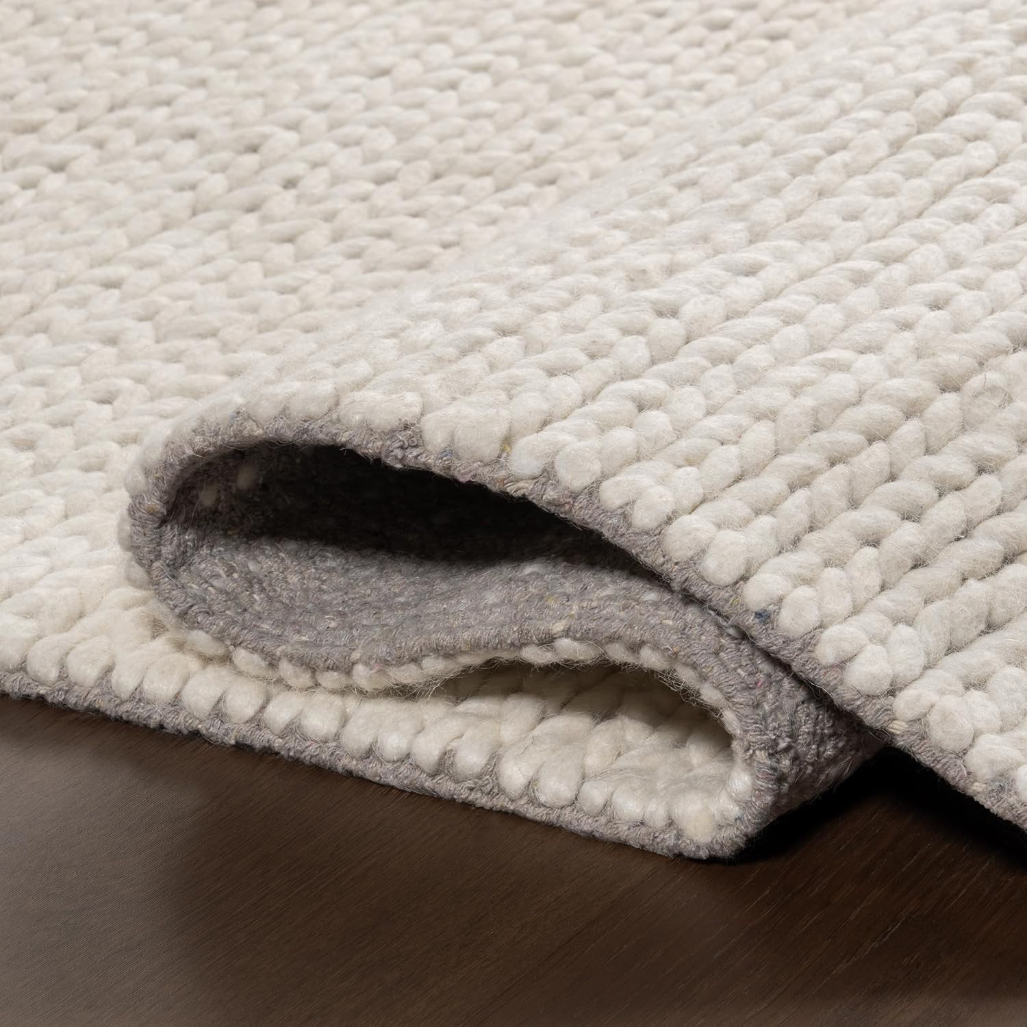 Durable Off-White Hand-Braided Wool & Cotton 2’8″ x 12′ Runner Rug